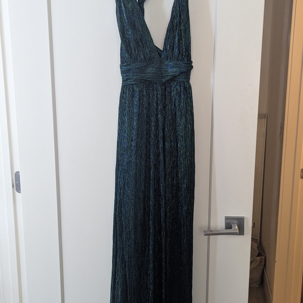 Elegant Dark Green Halter Maxi Dress